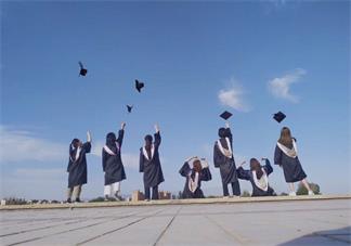 大學(xué)畢業(yè)說說配文 大學(xué)生畢業(yè)的經(jīng)典句子