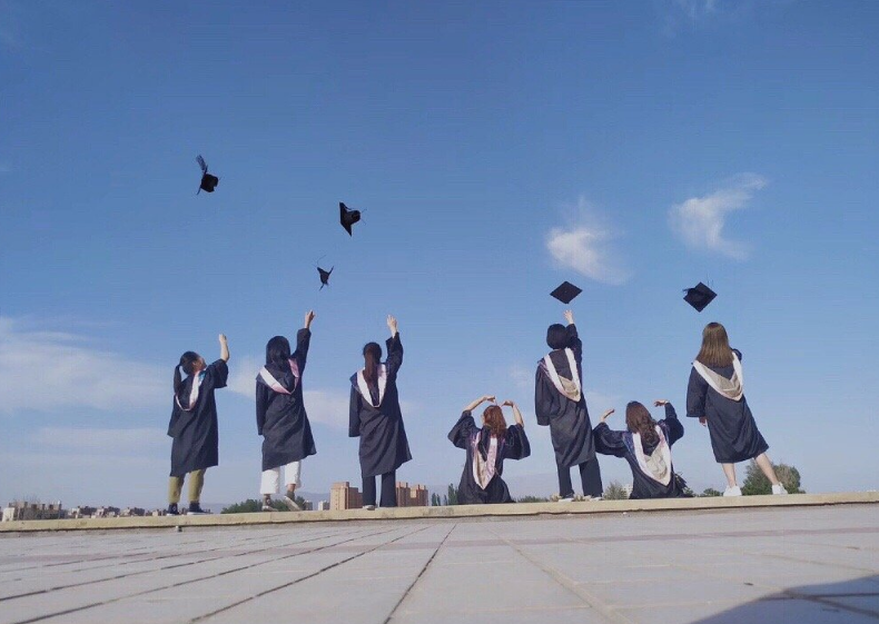 大學畢業說說配文 大學生畢業的經典句子