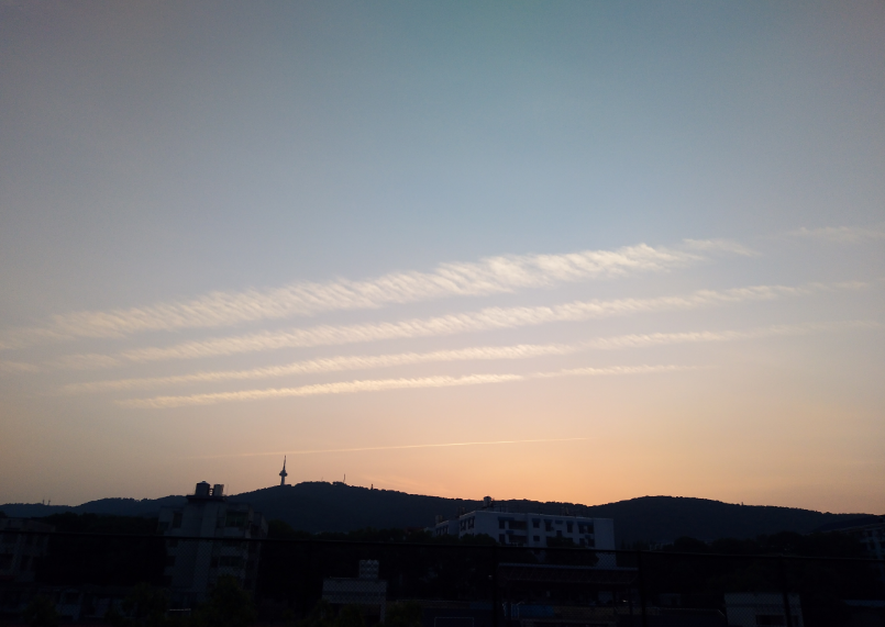 大學(xué)畢業(yè)發(fā)說說怎么發(fā) 適合大學(xué)畢業(yè)發(fā)的說說朋友圈