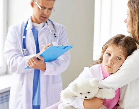 兩歲多的小孩可以吃打蟲藥嗎 怎么樣能判斷寶寶要不要打蟲 兩歲多的小孩可以吃打蟲藥嗎 怎么樣能判斷寶寶要不要打蟲