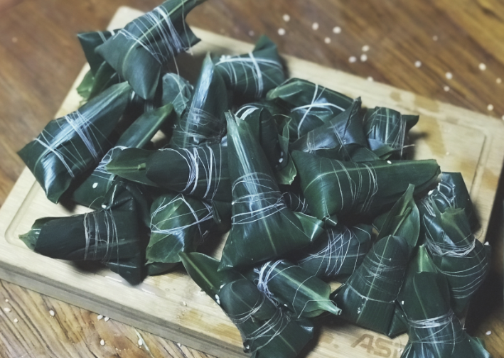 端午節首次包粽子說說 平時自己親手包粽子的說說朋友圈