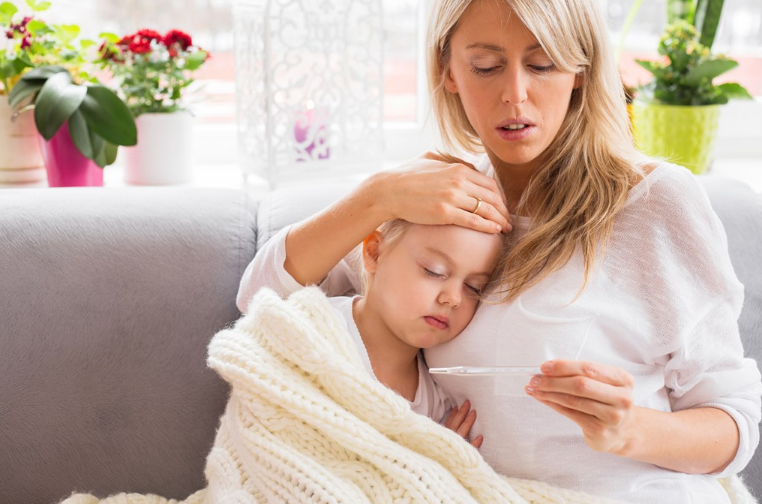 疼在兒身上痛在娘心里的句子 疼在兒身上痛在娘心說說朋友圈