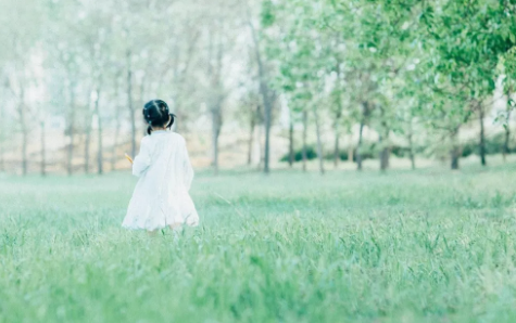 小孩上臺表演感慨說說 寶寶上臺表演很棒心情句子