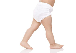 寶寶走路踮腳正常嗎 走路踮腳需要去醫(yī)院的情況