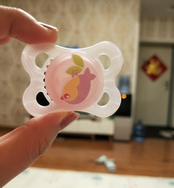 MAM安撫奶嘴寶寶愛用嗎 MAM安撫奶嘴用起來感受如何