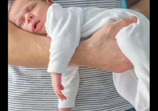 引起新生兒腸絞痛的食物有哪些 新生兒腸絞痛該怎么辦