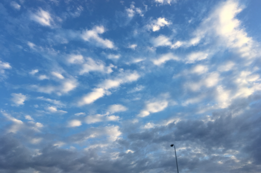 醒的太早圖片搞笑圖片 醒的太早了吧的說說