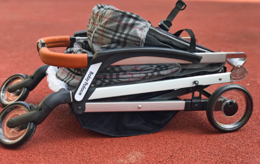 德國BP嬰兒推車怎么樣 德國Baby palace嬰兒車好用嗎