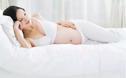 產(chǎn)后不能大補吃什么 產(chǎn)后第一天適合吃什么