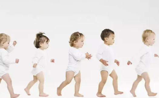 寶寶踮腳走路正常嗎 寶寶踮著腳走路是怎么回事