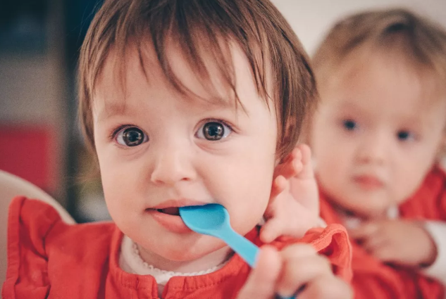 導(dǎo)致寶寶便秘的因素是什么 哪些情況會(huì)導(dǎo)致孩子便秘 導(dǎo)致寶寶便秘的因素是什么 哪些情況會(huì)導(dǎo)致孩子便秘