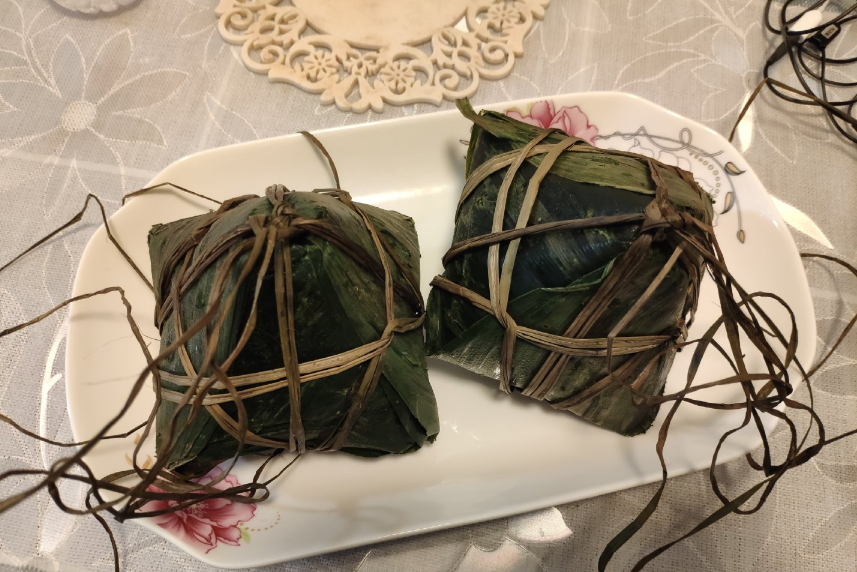 外婆包的粽子真好吃感慨 端午節吃外婆的粽子心情句子