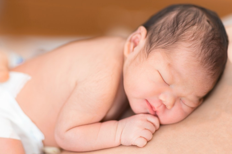 寶寶應(yīng)該幾歲跟爸爸媽媽分床 分床睡應(yīng)該幾歲比較好