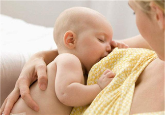 新生兒自帶三天口糧是什么意思 產后開奶的正確方式