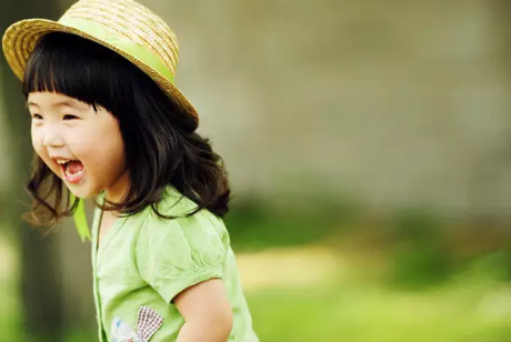 夏天怎么給孩子穿衣服合適 夏季寶寶的衣服怎么挑選