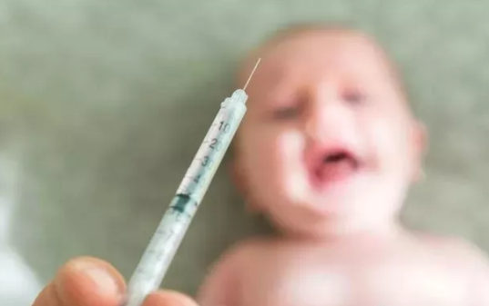 寶寶吃藥了還能接種疫苗嗎 寶寶打疫苗要注意什么