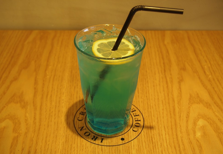 嬰兒用水和自來水有什么區(qū)別 應該給孩子喝什么水比較好