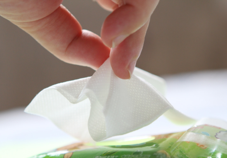 長期用濕紙巾給寶寶擦屁屁好嗎 怎么正確清洗寶寶屁屁 長期用濕紙巾給寶寶擦屁屁好嗎 怎么正確清洗寶寶屁屁