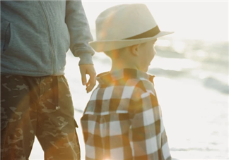 爸爸帶娃的好處 爸爸帶娃可以和孩子一起做哪些事情