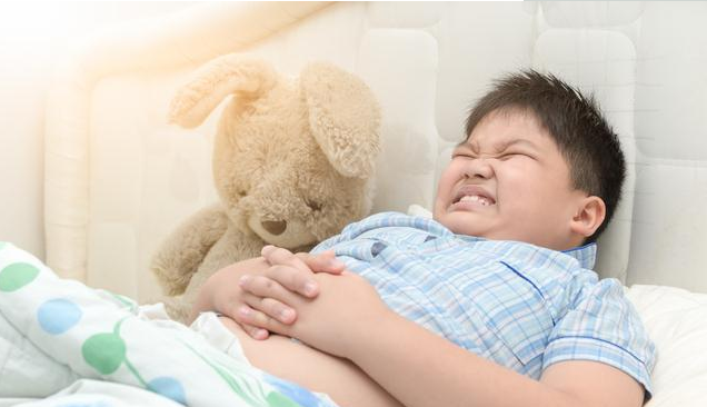 孩子積食身體會(huì)有哪些表現(xiàn) 孩子積食消化不良怎么辦