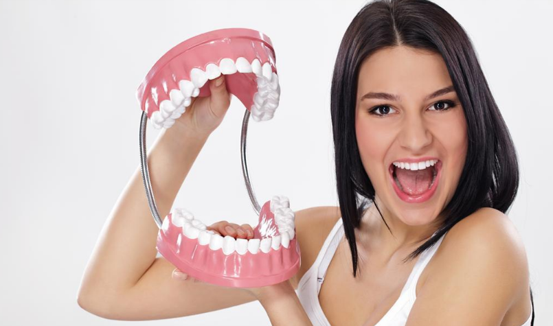 孩子長牙齒的時候特別不舒服怎么辦 有什么方法可以緩解孩子出牙不適