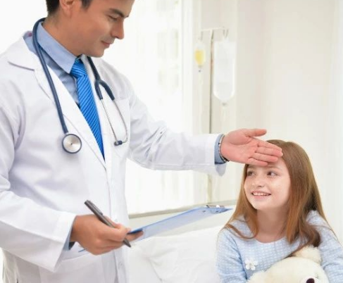 孩子熱性驚厥有哪些表現 熱性驚厥改怎么辦