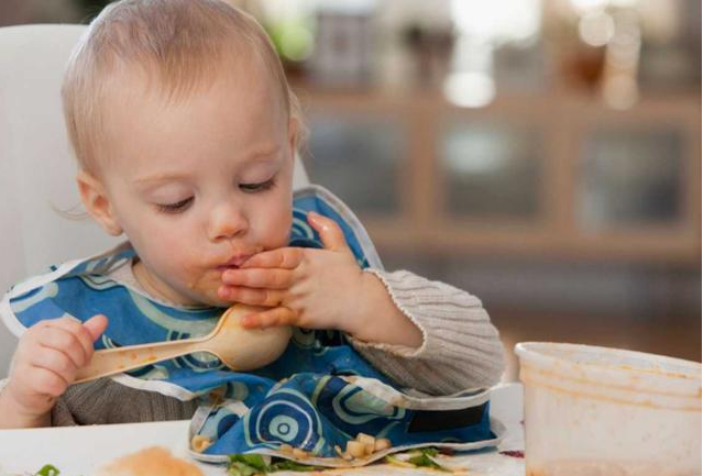 怎么知道寶寶腹瀉嚴不嚴重 寶寶腹瀉在家怎么做好護理 怎么知道寶寶腹瀉嚴不嚴重 寶寶腹瀉在家怎么做好護理