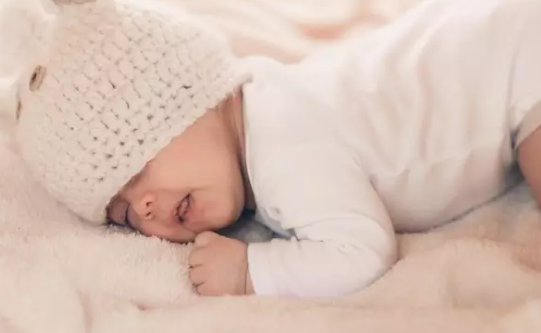 晚睡對孩子有哪些危害 孩子不愿意睡覺怎么辦 晚睡對孩子有哪些危害 孩子不愿意睡覺怎么辦