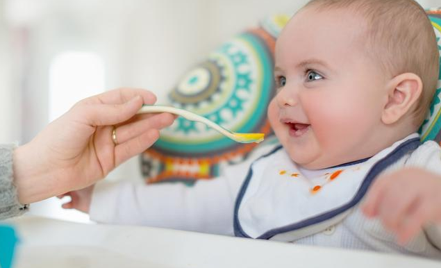 寶寶多大可以吃水果 如何給孩子挑選水果吃