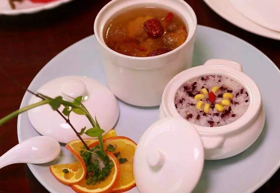 產婦坐月子飲食怎么吃 月子期間的飲食要注意什么