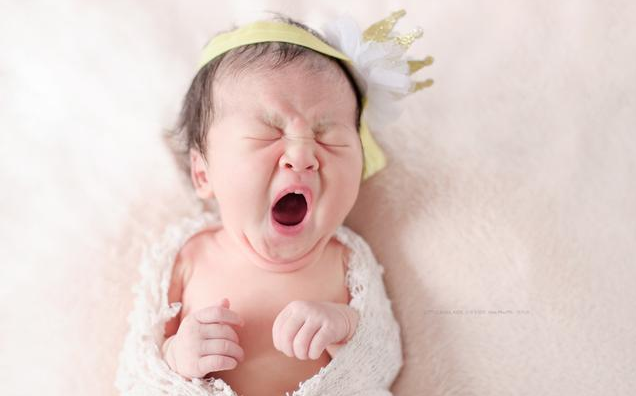 孩子嘴里的馬牙能挑破嗎 如何區分馬牙和鵝口瘡 孩子嘴里的馬牙能挑破嗎 如何區分馬牙和鵝口瘡