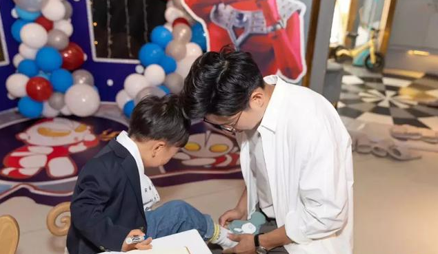 愛動就是多動癥嗎 多動癥兒童和一般活動好動的孩子有什么不一樣