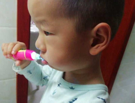 brushbaby牙刷牙膏怎么樣 brushbaby牙膏好用嗎