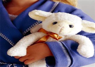 孩子會(huì)一直依賴安撫物嗎 孩子一刻也不想離開安撫物怎么辦