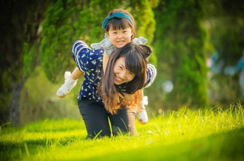 暑假陪孩子的心情說說 陪孩子過暑假的高興說說