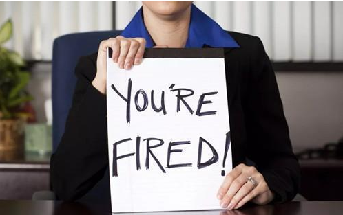 孕期被辭退并被索賠13萬是怎么回事 孕期被辭退索賠13萬理由是什么