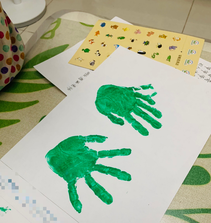 關(guān)于小孩游泳的說說 帶寶貝游泳的心情說說