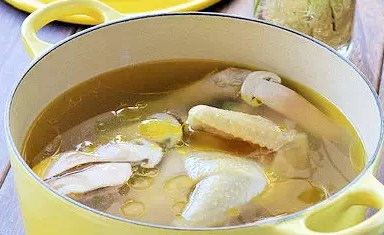 坐月子適合進補些什么 月子期飲食原則