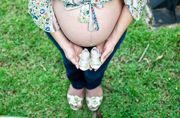 孕期體毛增多正常嗎 懷孕體毛增多是生男孩嗎
