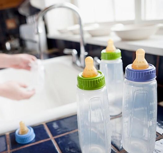 奶瓶用開水燙能消毒嗎 奶瓶消毒小妙招 奶瓶用開水燙能消毒嗎 奶瓶消毒小妙招