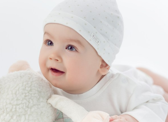 為什么新生兒容易出現腹瀉的情況 新生兒腹瀉怎么辦