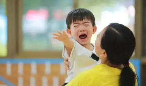 首批二孩即將上幼兒園 上幼兒園前需要哪些準備