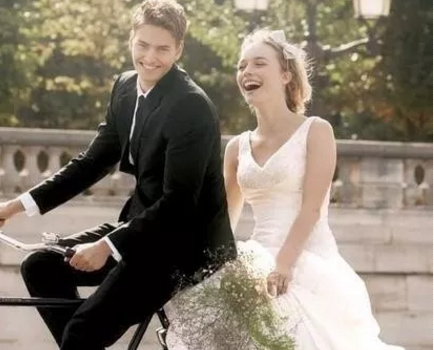 閨蜜結(jié)婚說(shuō)說(shuō)祝福的話 最好的閨蜜結(jié)婚說(shuō)說(shuō)怎么寫