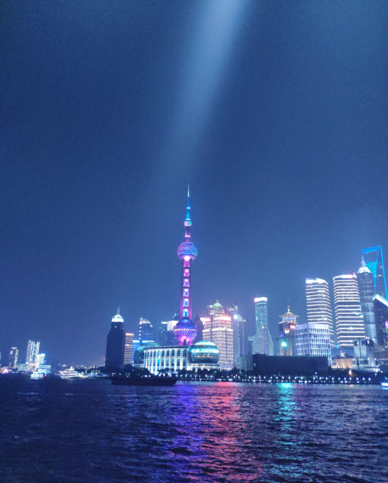 配夜景簡短的文字怎么寫 拍夜景怎么發朋友圈