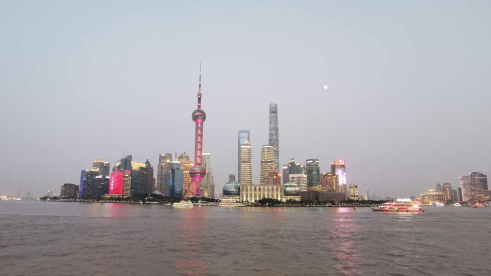 描寫上海外灘夜景的句子 寫上海外灘的說說心情 描寫上海外灘夜景的句子 寫上海外灘的說說心情