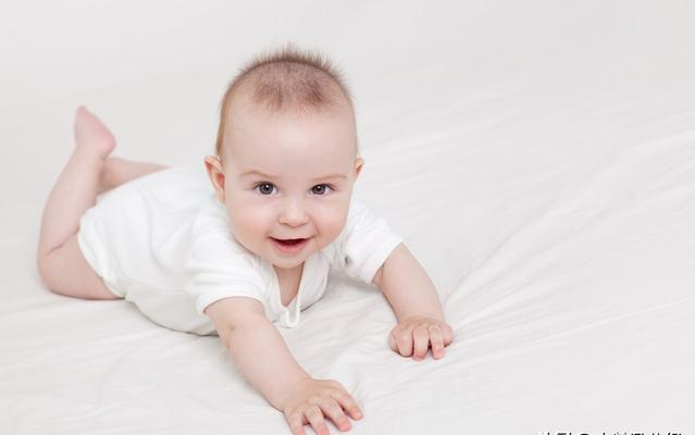  寶寶翻身遲有影響嗎 寶寶如何學會翻身