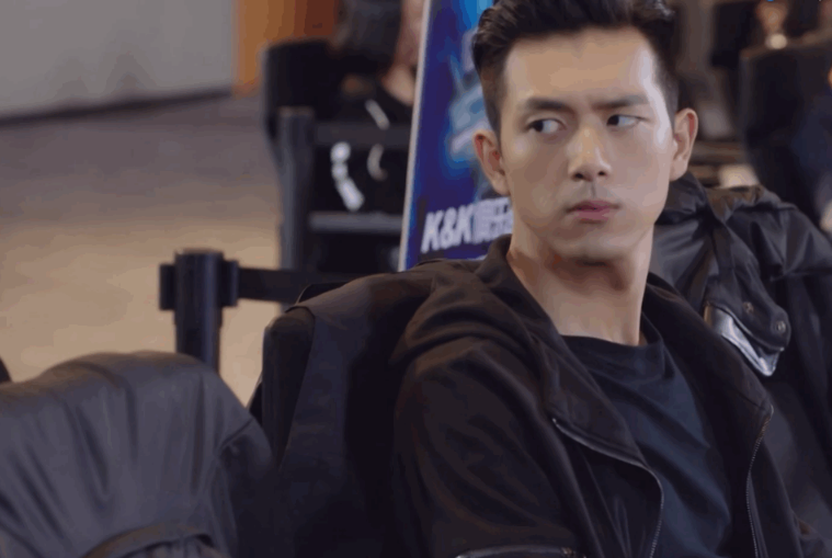 親愛的熱愛的韓商言手表是什么牌子的 韓商言李現同款手表