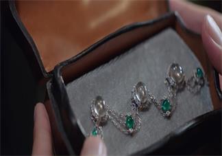 親愛(ài)的熱愛(ài)的韓佳佳是誰(shuí) 韓商言為什么給韓佳佳轉(zhuǎn)錢(qián)