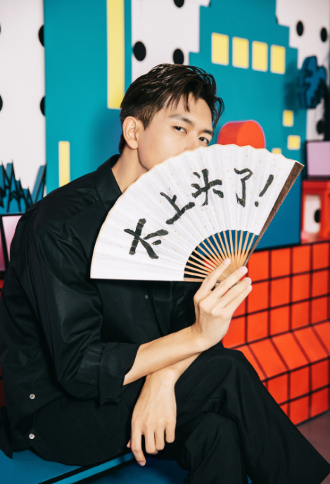 韓商言后媽是誰 韓佳佳是韓商言的什么人 韓商言后媽是誰 韓佳佳是韓商言的什么人