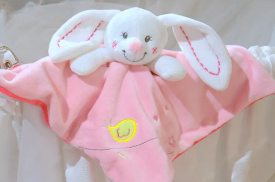 寶寶多大可以用安撫巾 怎么給寶寶用安撫巾